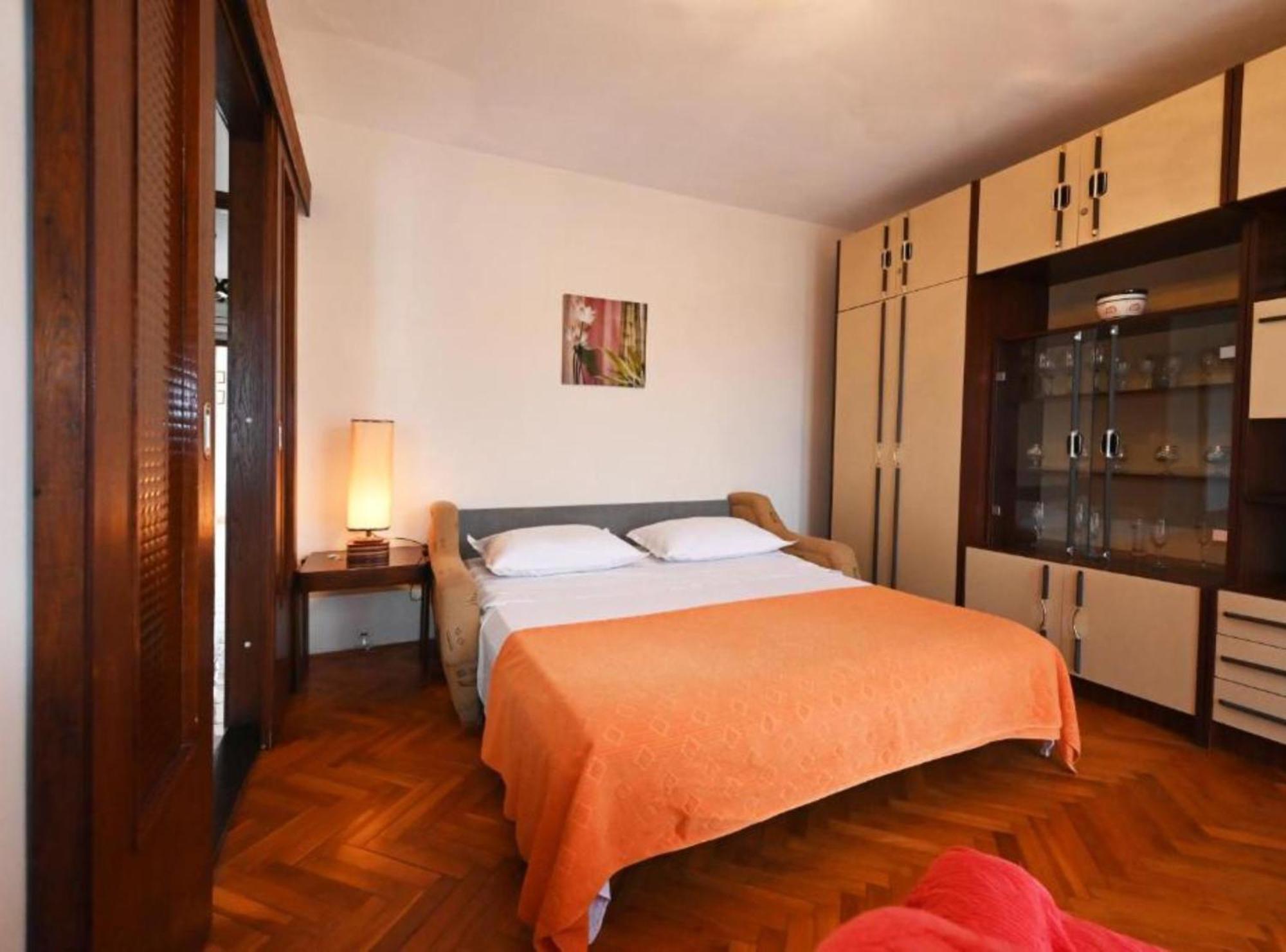 Apartments Mihovilovic - 50 M From Beach Slatine Room photo